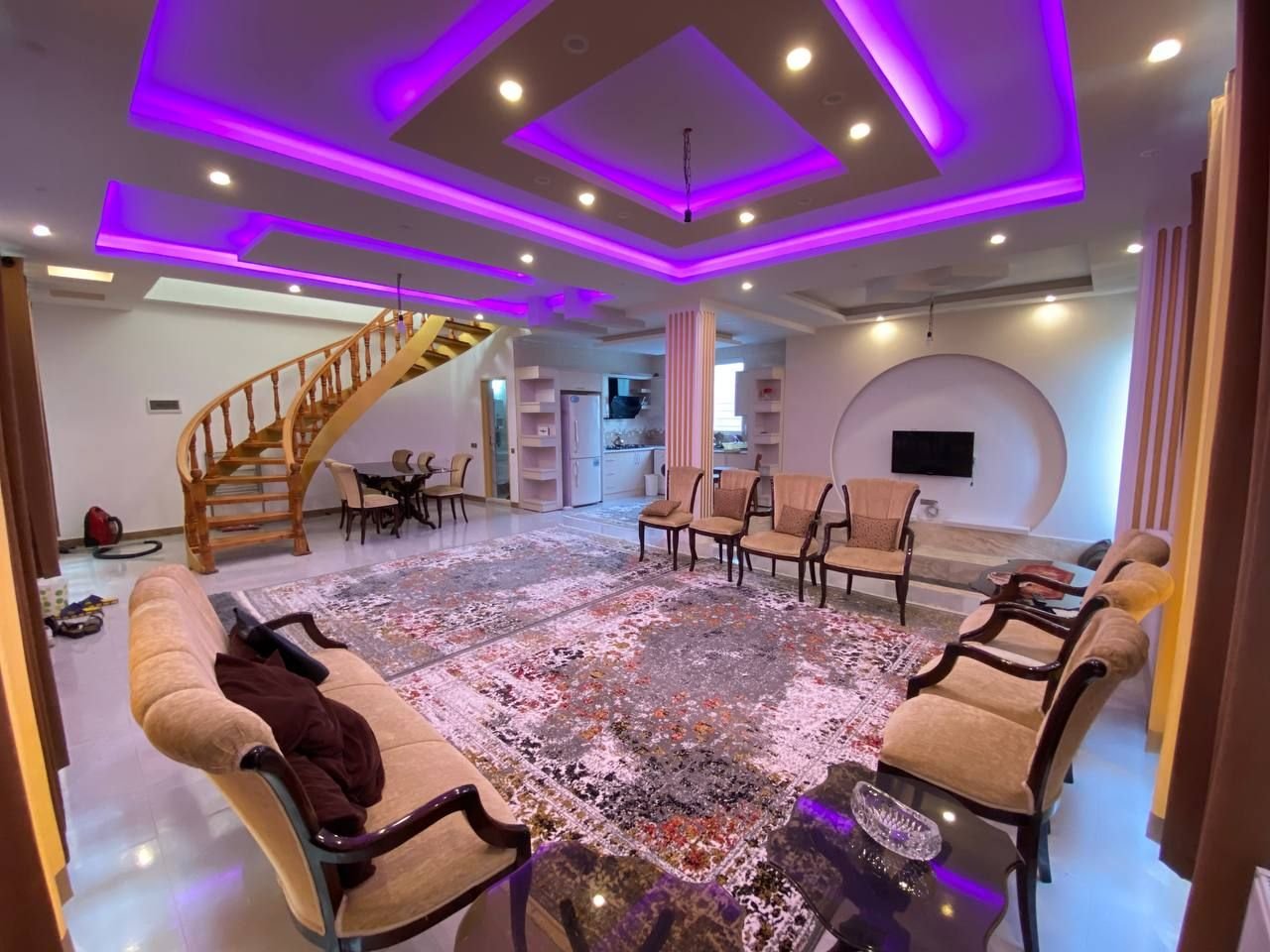 ویلا دوخوابه دوبلکس خشت سر - پذیرایی 