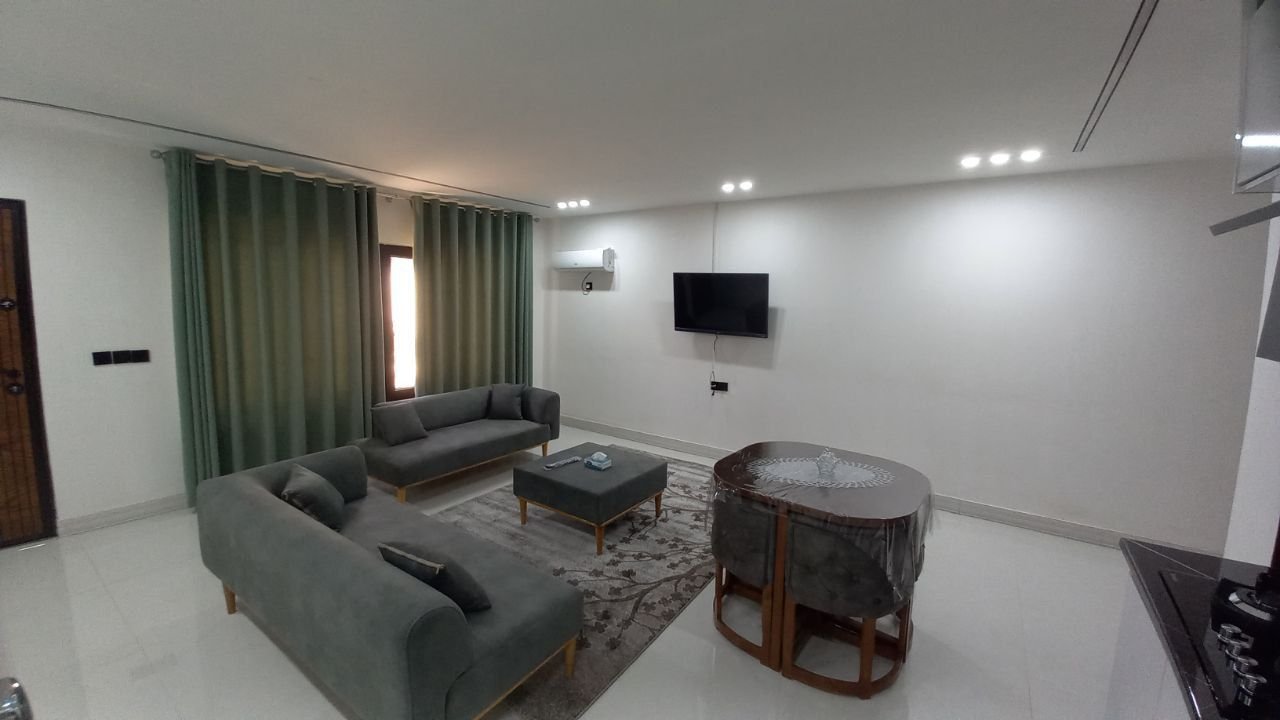 یک خوابه احدی راد