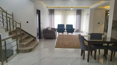 ویلا سه خوابه تریپلکس استخردار آبگرم مهر