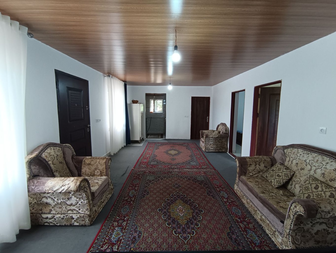 دوخوابه عمو بهزاد