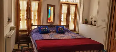 اقامتگاه سنتی قاجاری ماهگرفته - واحد آبان