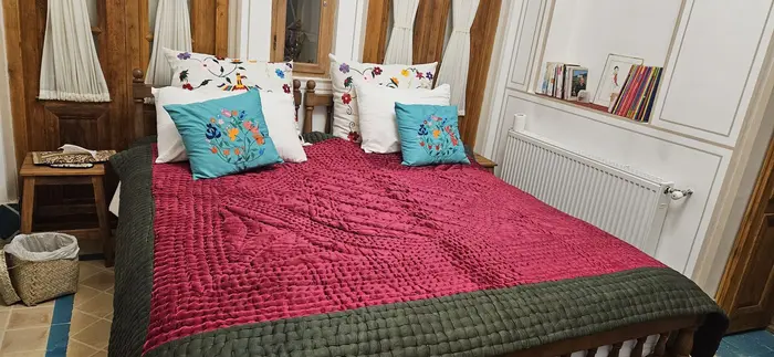 اقامتگاه سنتی قاجاری ماهگرفته - واحد آبان