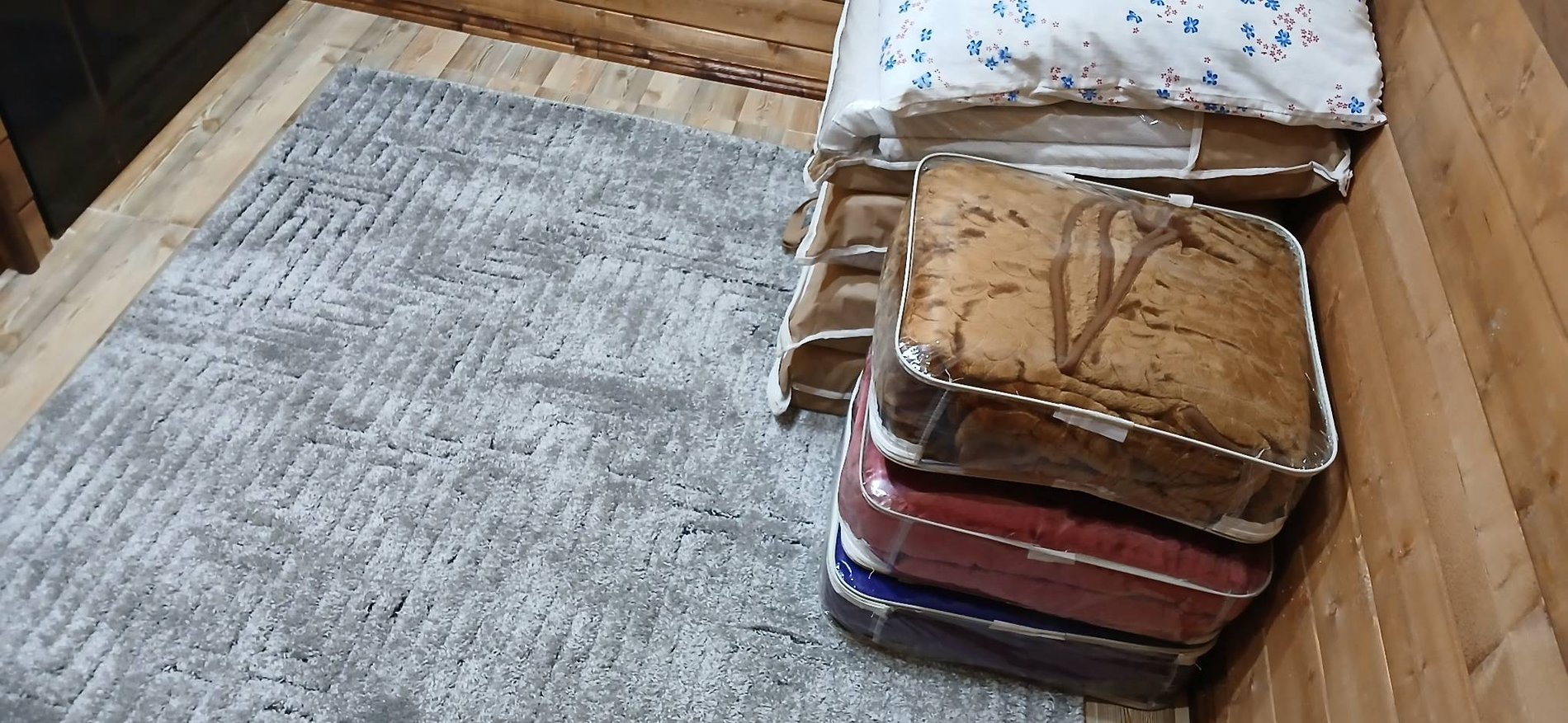 کلبه دوخوابه سوئیسی جکوزی دار شیرایه