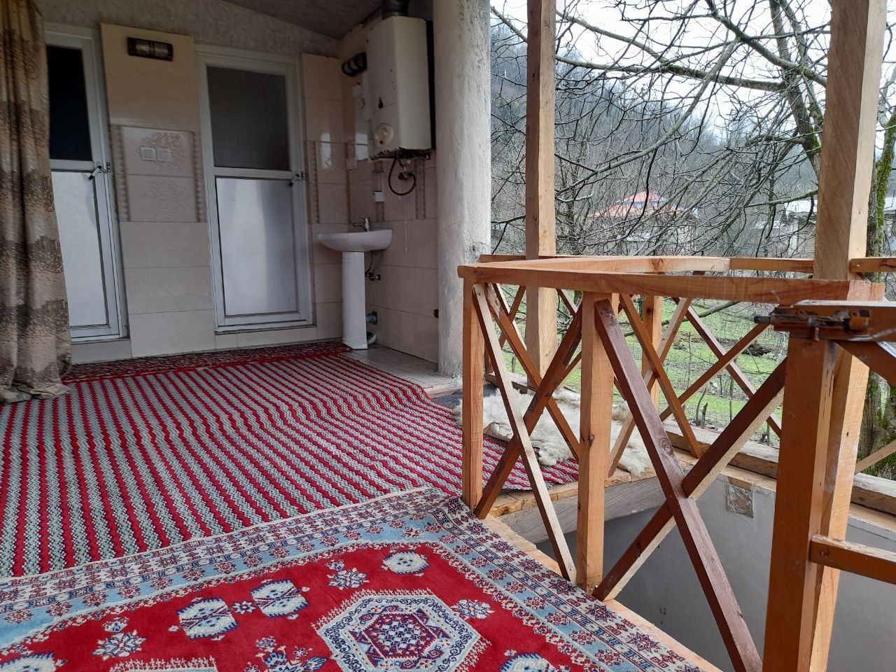 ویلا سه خوابه جنگلی منگه تاو