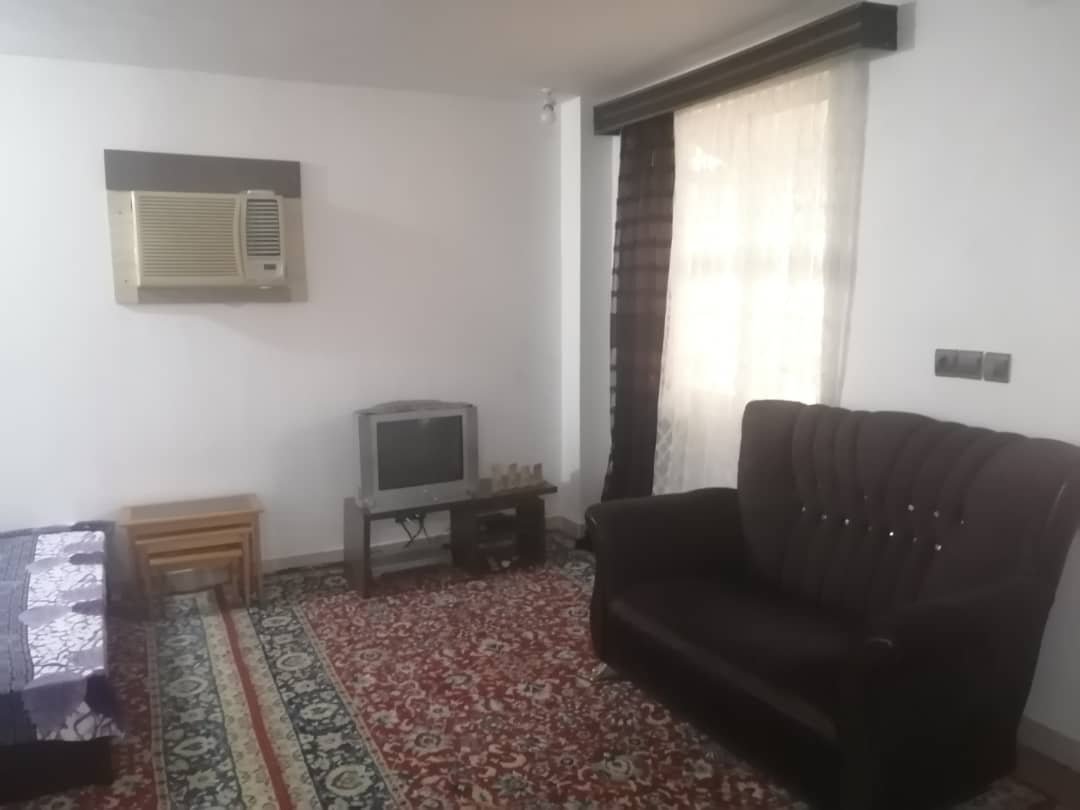 سوئیت یک تخته فلت همراز