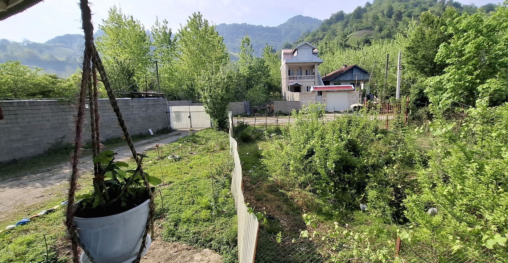 کلبه یک خوابه جنگلی گیلانه قلعه رودخان