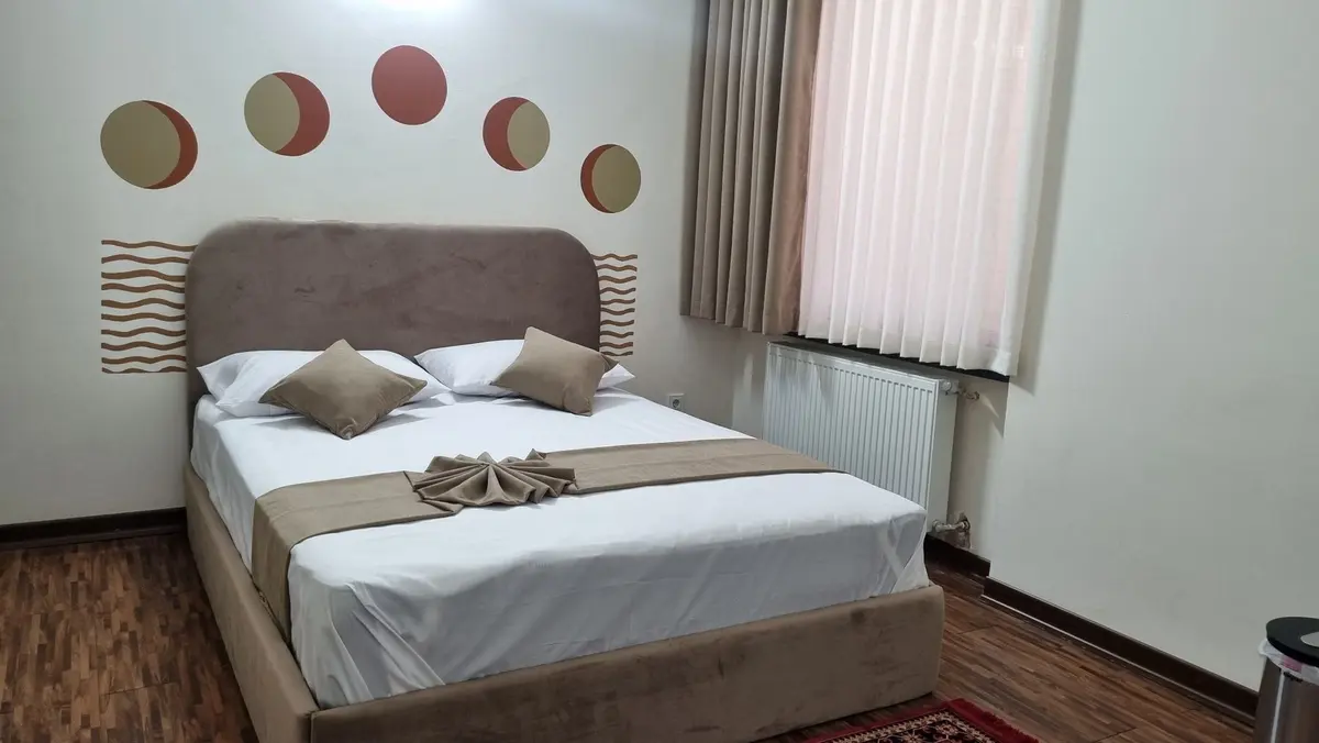 بوم گردی سروین ۱ - واحد ب ۳