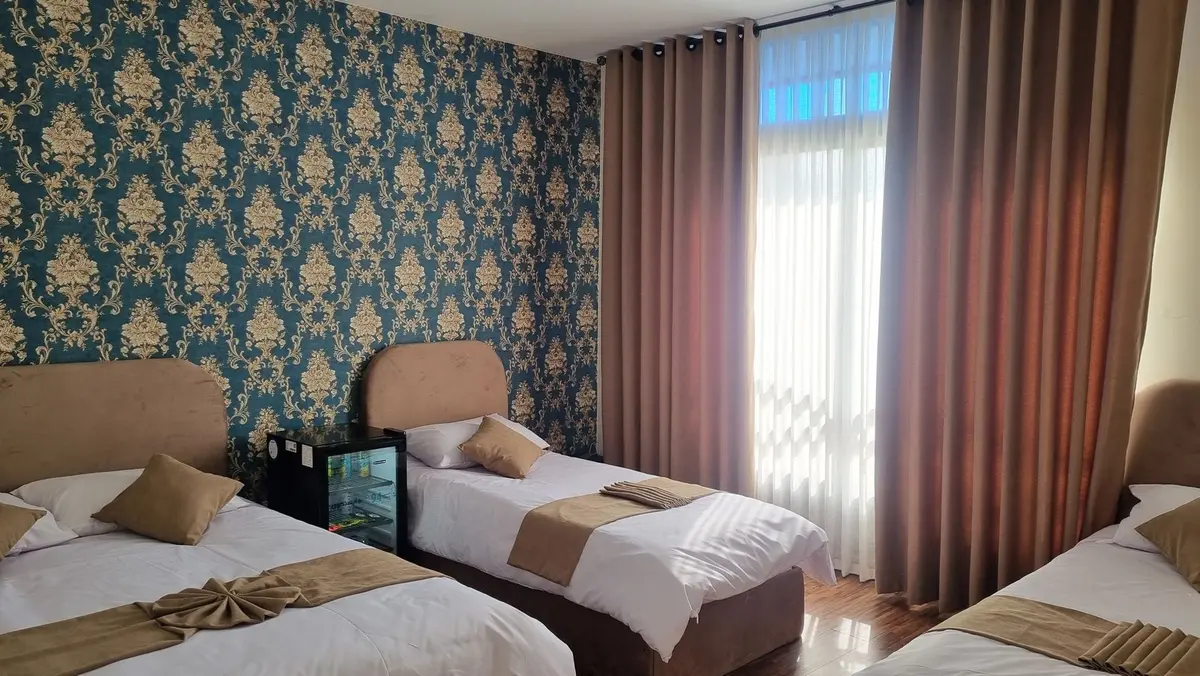 بوم گردی سروین ۱ - واحد ث ۱