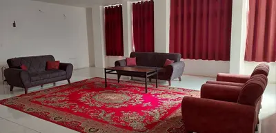 آپارتمان سه‌ خوابه نقش‌ جهان - واحد ۲