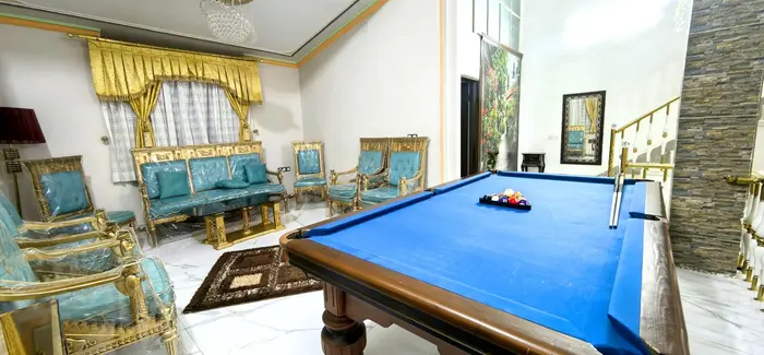 ویلا سه خوابه استخردار آبگرم شیشه ای شادپور