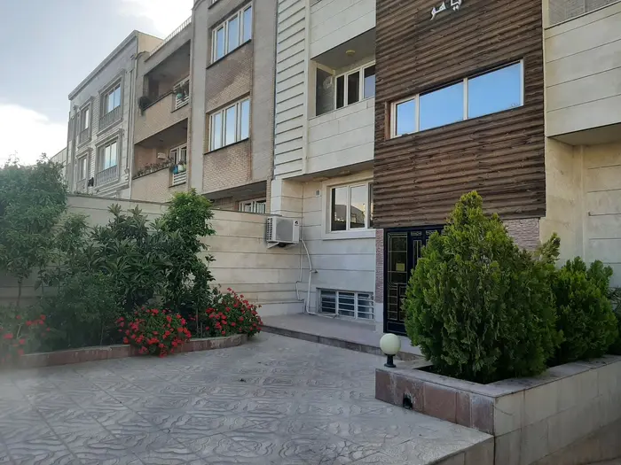 سوئیت یک خوابه شهرک گلدشت حافظ