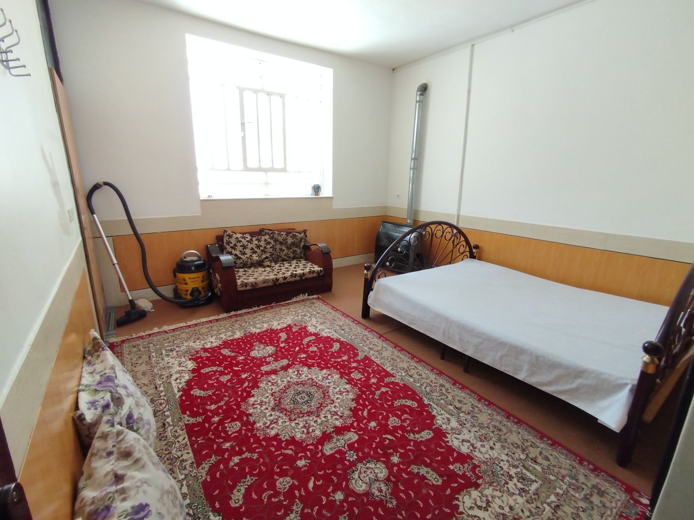 دوخوابه پل زمانخان دهکده نگین