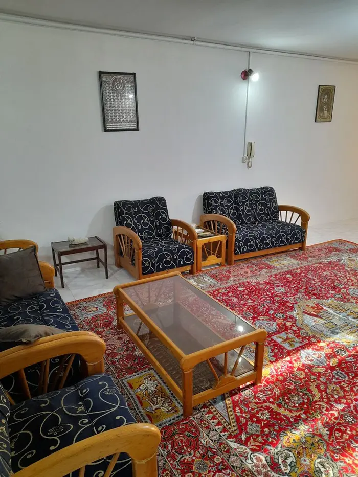 سوئیت یک خوابه خانه امید - هال