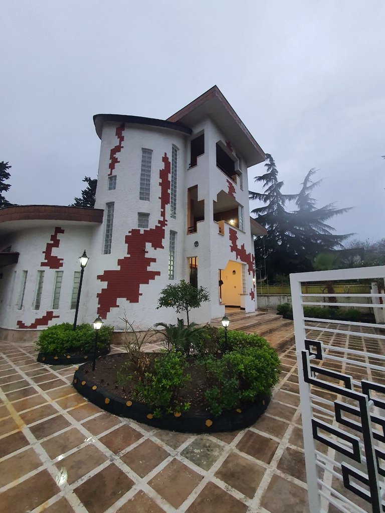 پنج خوابه استخردار آبگرم سهند غربی