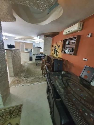 ویلا پنج خوابه استخردار آبگرم سهند غربی