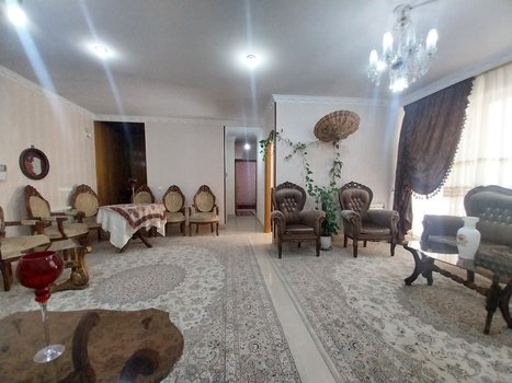 آپارتمان دوخوابه پل خواجو ۹