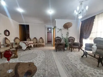 آپارتمان دوخوابه پل خواجو ۹