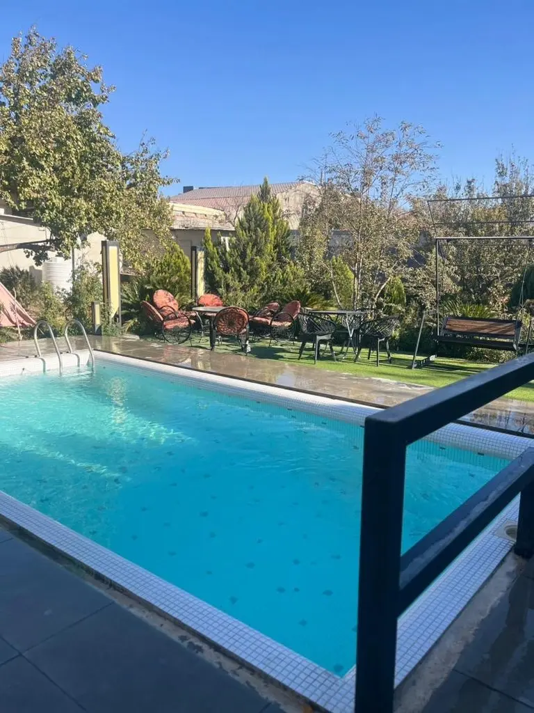 ویلا سه خوابه استخردار آبگرم سهند 2