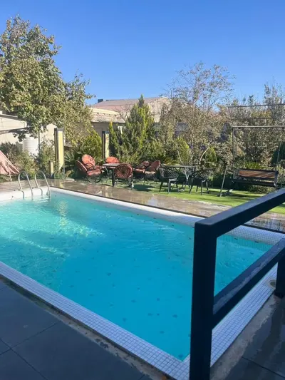 ویلا سه خوابه استخردار آبگرم سهند 2