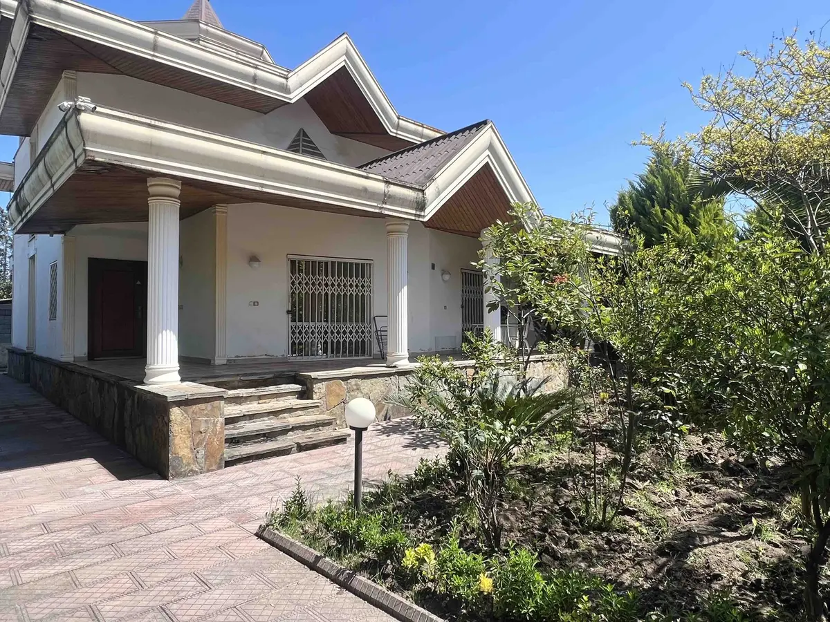 ویلا پنج خوابه تریپلکس قشقایی - انتخاب عنوان تصویر