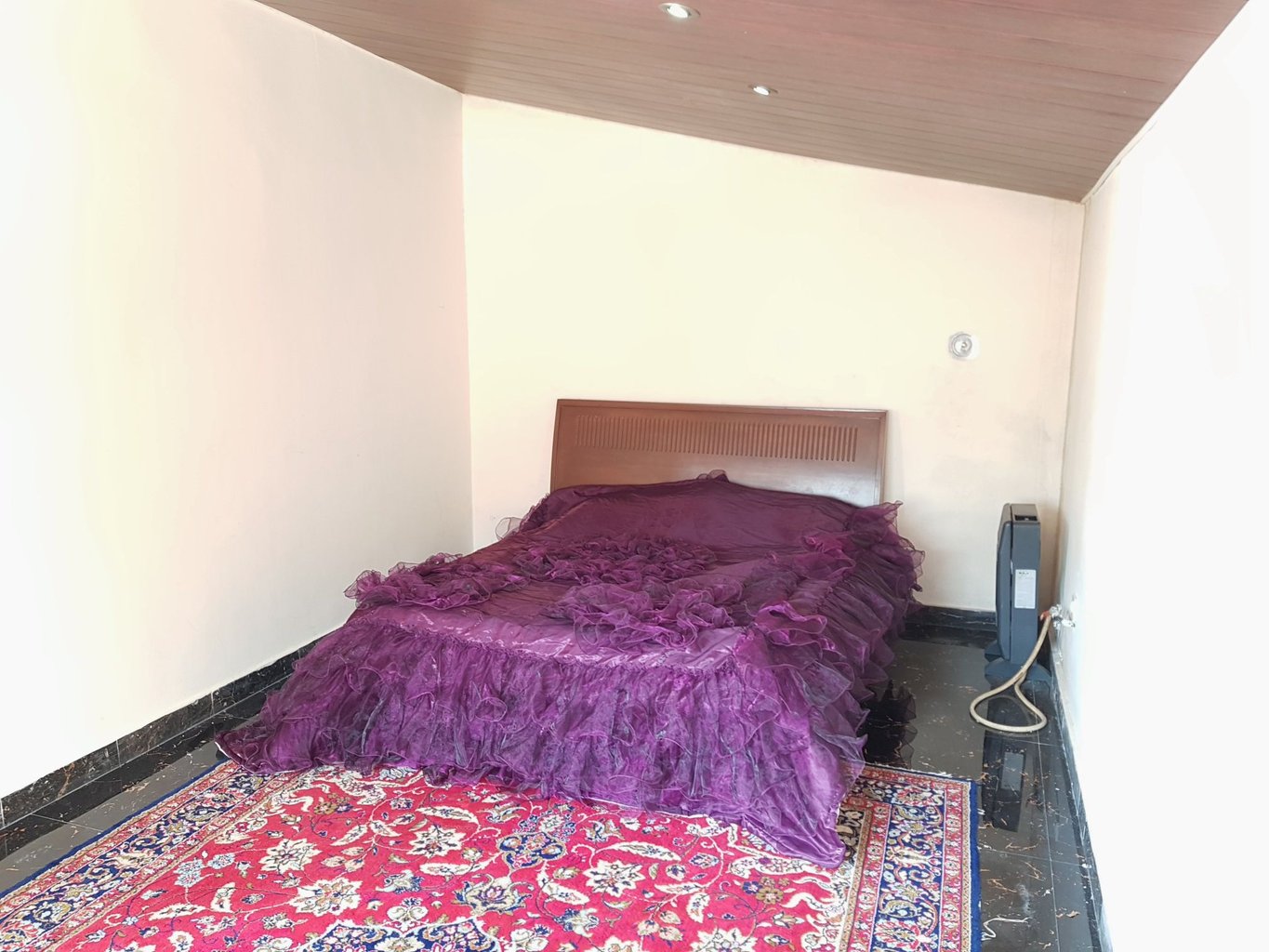 ویلا دوخوابه جنگلی استخردار آبگرم گلشن 2