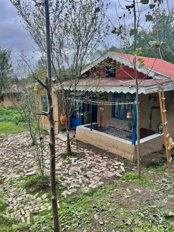 کلبه فلت جنگلی بهارناز - انتخاب عنوان تصویر