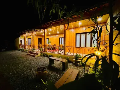 کلبه یک خوابه سنتی آوا