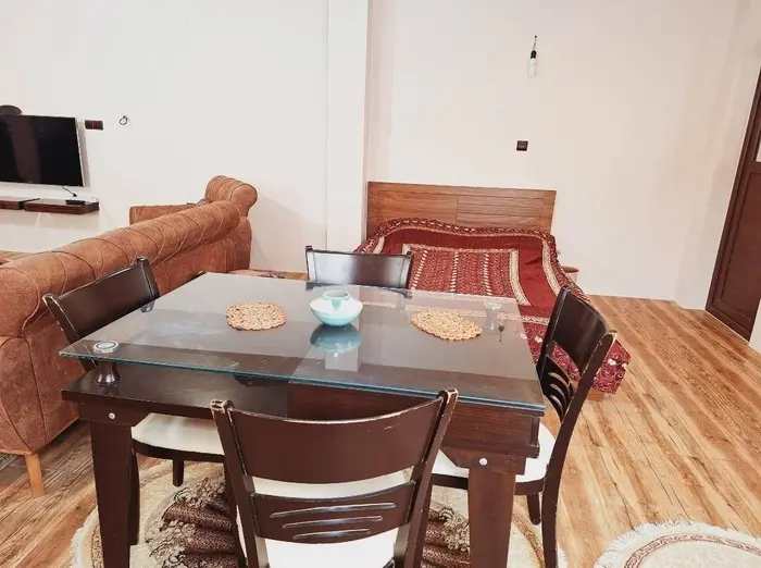 سوئیت فلت عباسی 8