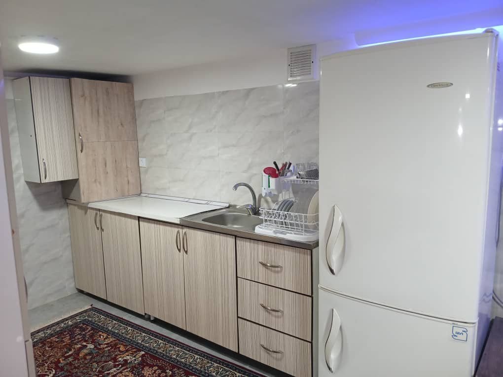 سوئیت یک خوابه ایلیا 8