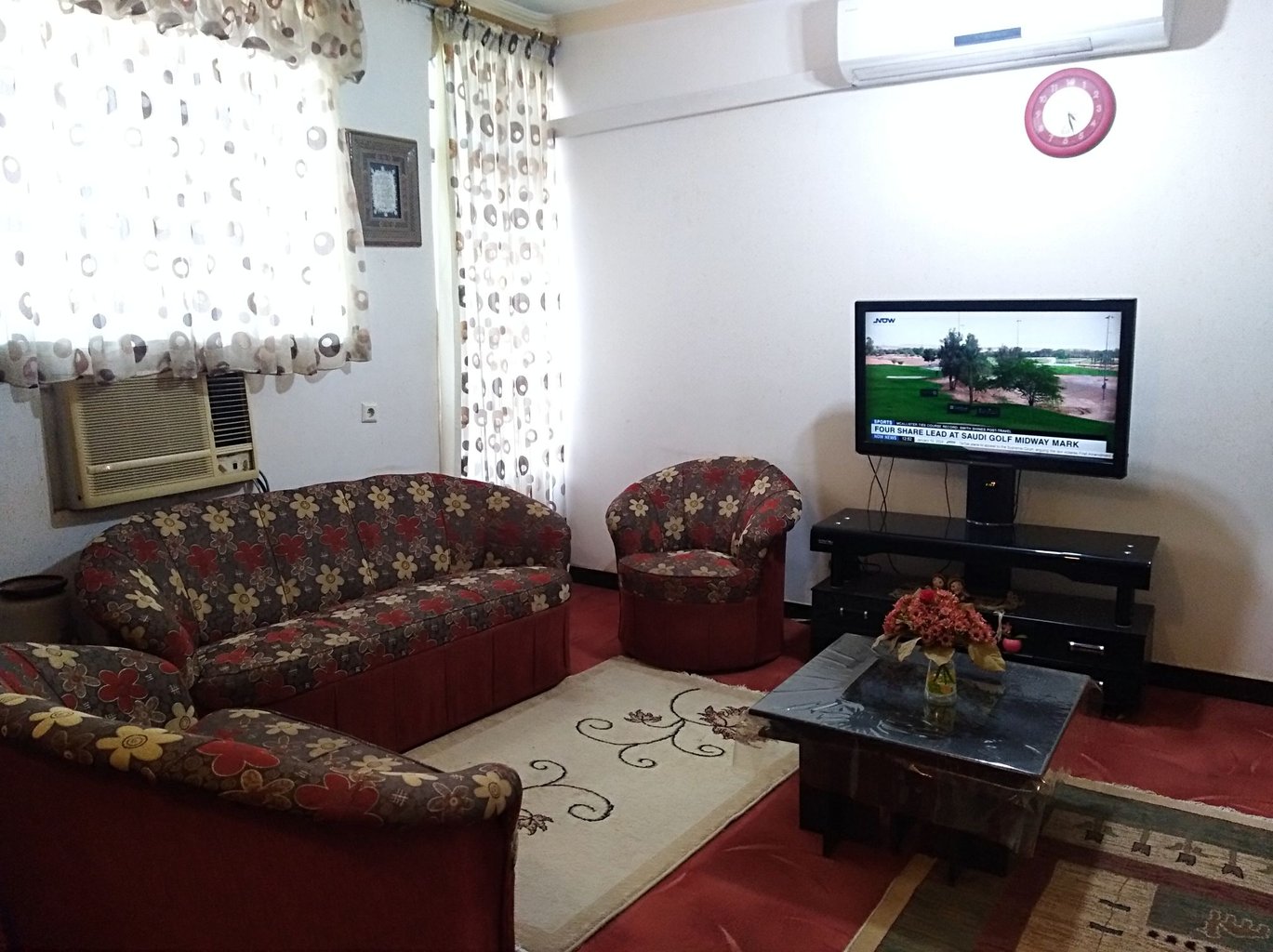 آپارتمان دوخوابه باران 62 - هال و پذیرایی 1