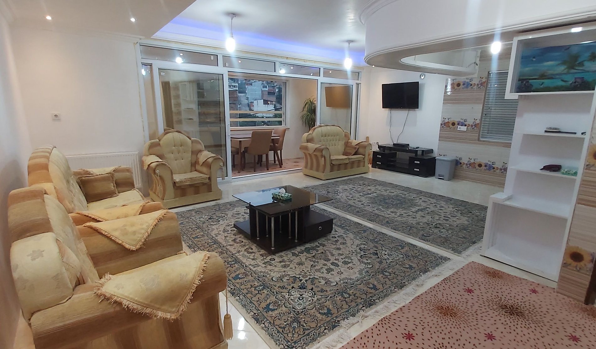 آپارتمان یک خوابه آبشار ۸ زیارت