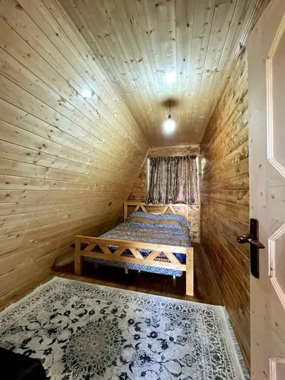 کلبه دوخوابه چوبی تقوی