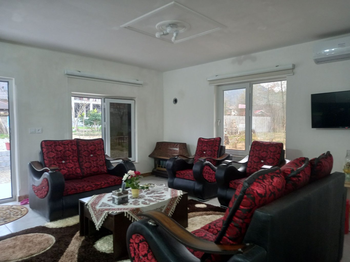 ویلا دوخوابه جنگلی فردین پیرهرات