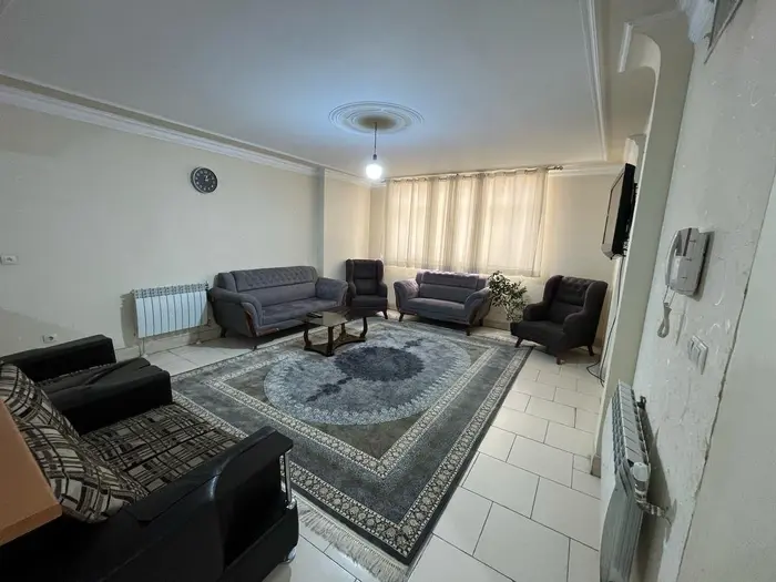 آپارتمان دوخوابه پاییز 19