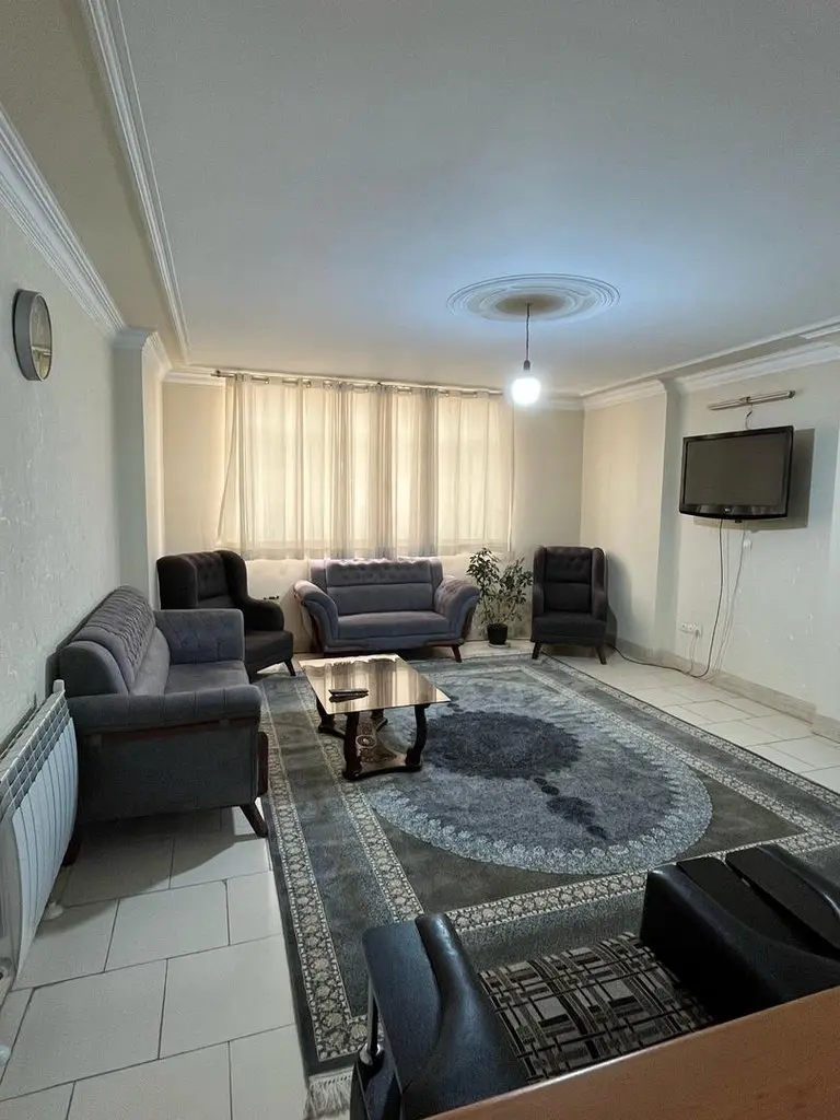 آپارتمان دوخوابه پاییز 19