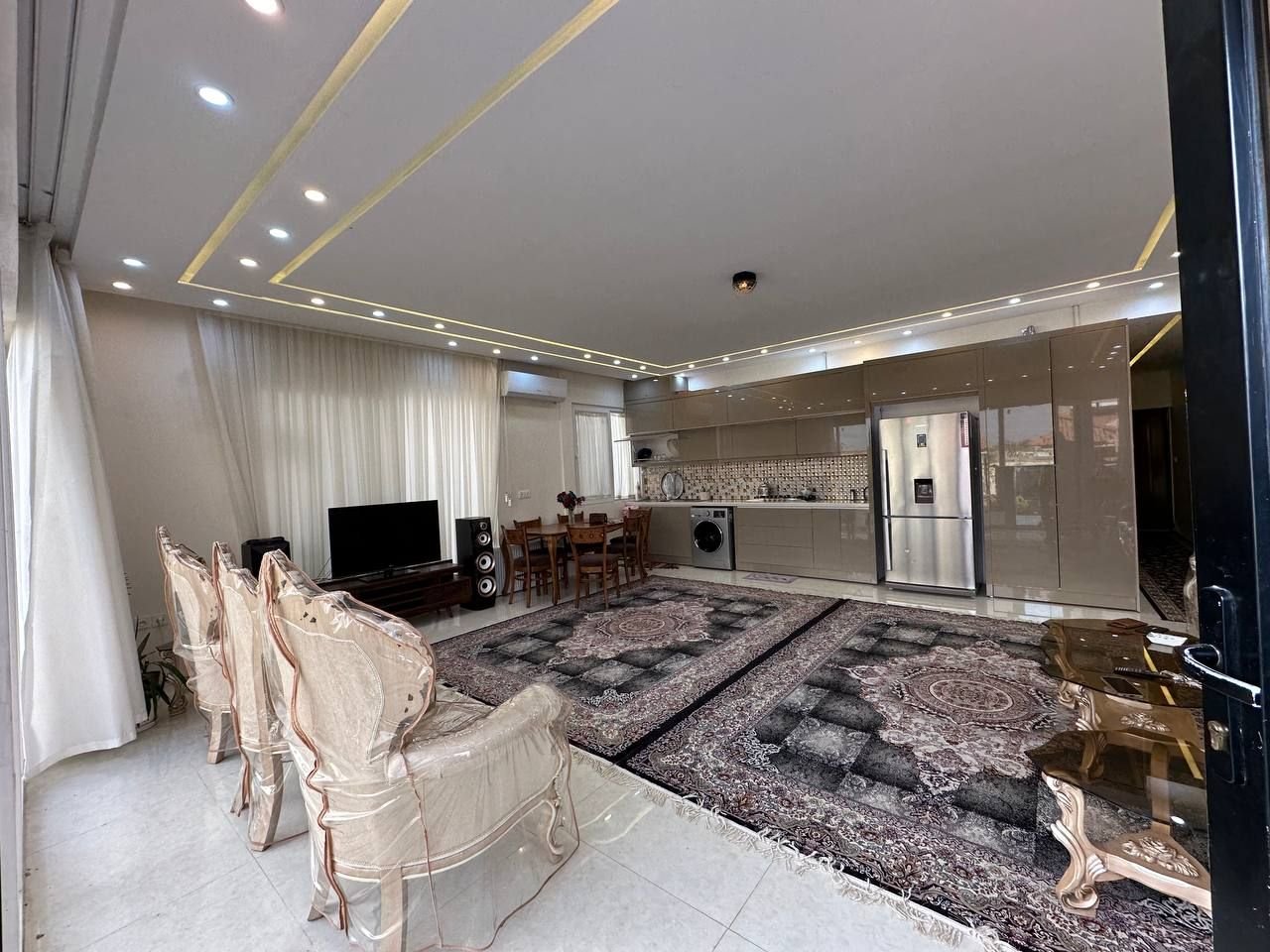 ویلا دوخوابه استخردار آبگرم ناظریه