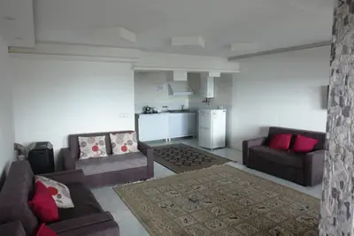 آپارتمان دوخوابه ساحلی دلگشا دهقانی 1