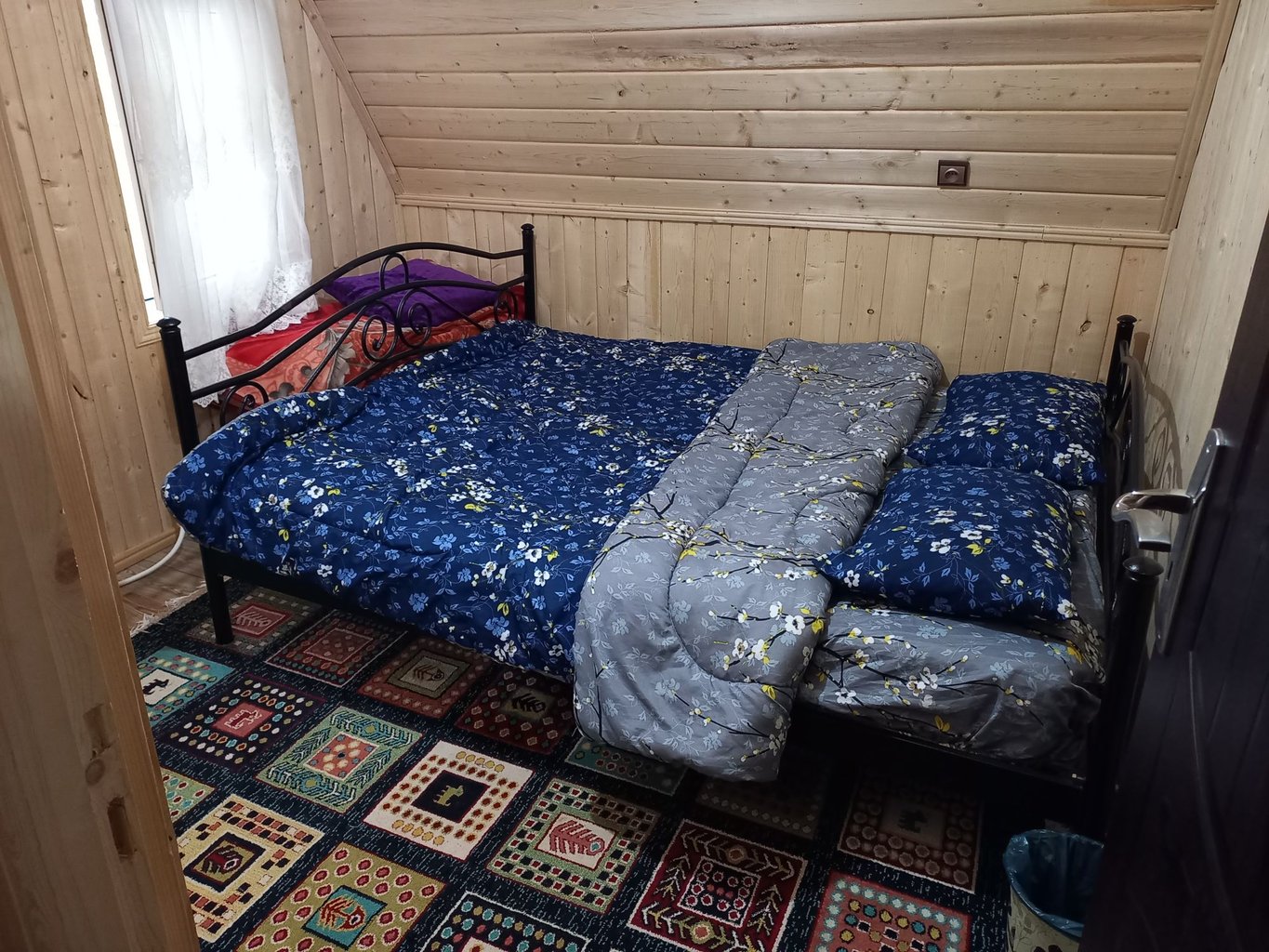 دوخوابه سوئیسی پوریا