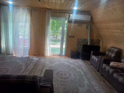 کلبه دوخوابه سوئیسی پوریا