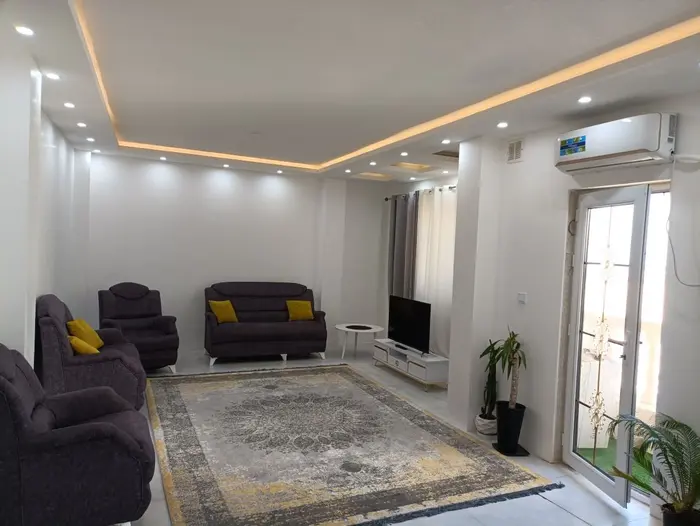 آپارتمان دو خوابه ساحلی ریشهر 2 - سالن پذیرایی