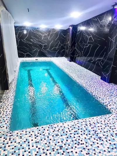 ویلا دوخوابه استخردار آبگرم سپید