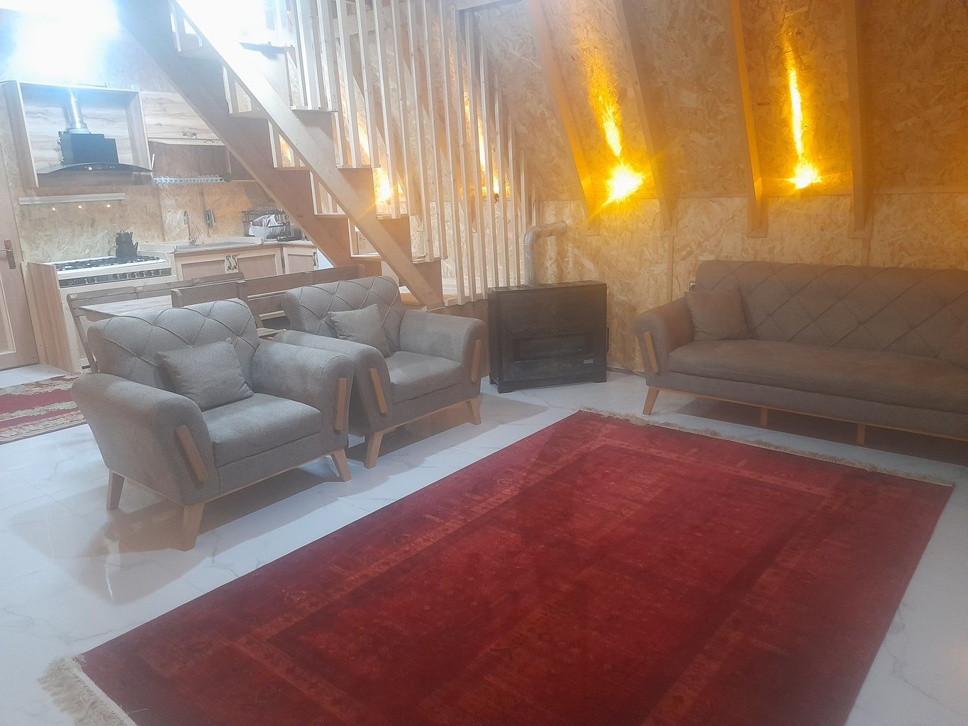 کلبه یک خوابه سوئیسی جکوزی دار پرستش