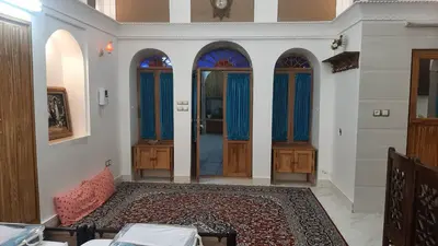 اقامتگاه سنتی خاطره - واحد 1