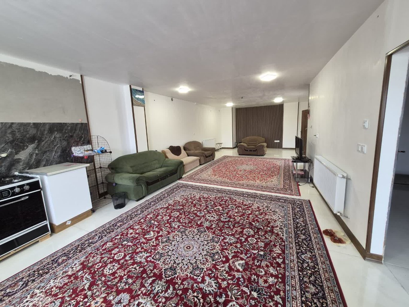 آپارتمان دوخوابه سبزآبی