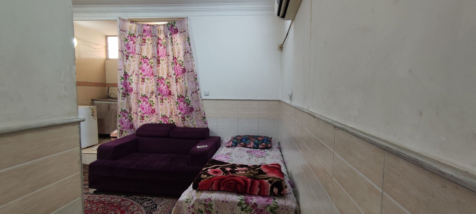 مسافرخانه شبنم - واحد ۵