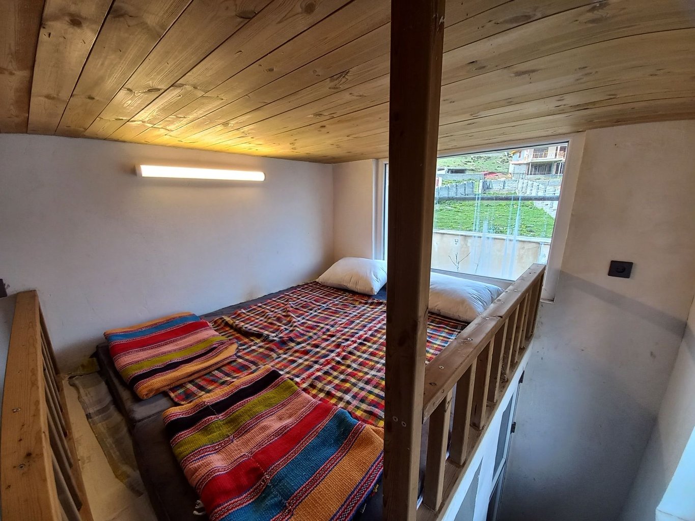 مجتمع اقامتی جاجیم تراس - واحد آفرود