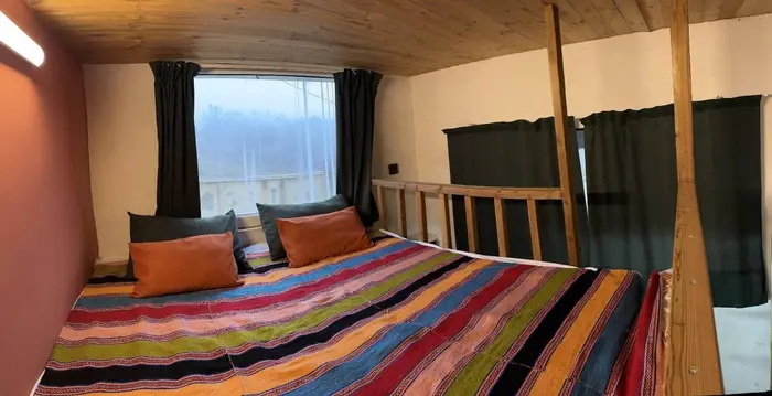 مجتمع اقامتگاهی جاجیم تراس - واحد آفرود - تخت خواب دو نفره