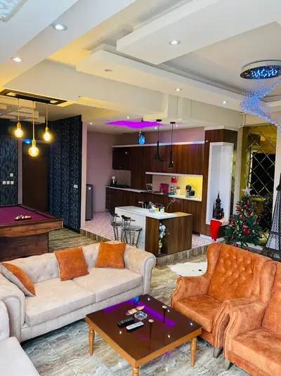 آپارتمان دوخوابه جکوزی دار چشم انداز 4