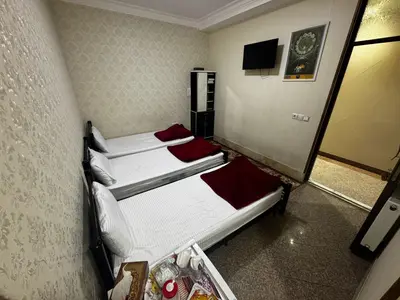 مسافرخانه زمانی - واحد 12