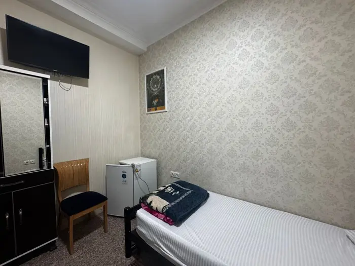 مسافرخانه زمانی - واحد ۱۱